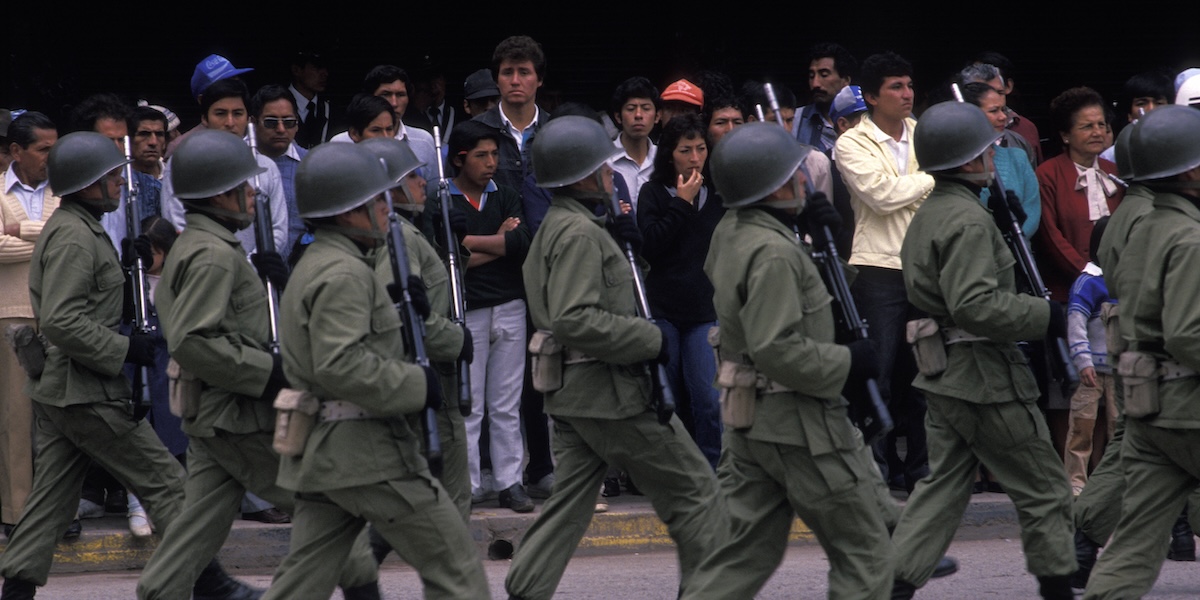 Amnistia controversa in Perù per soldati e agenti di polizia