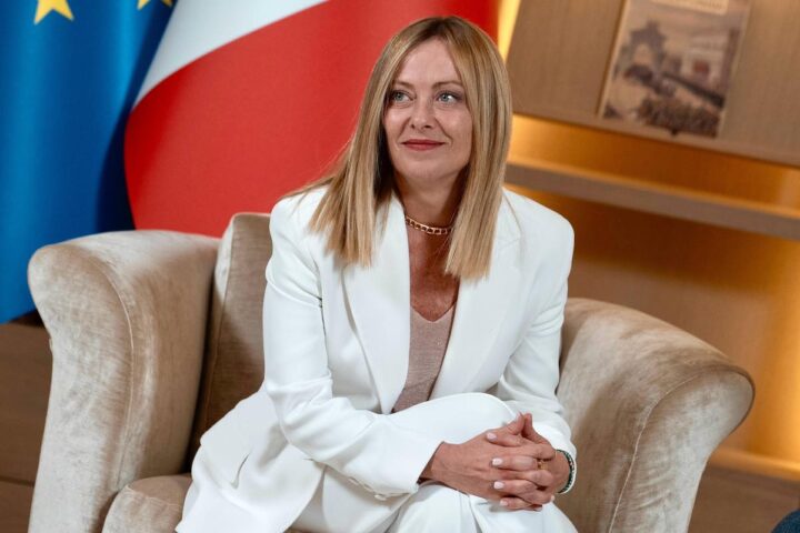 Avs accusa il governo italiano alla Cpi, Meloni: «La sinistra cerca la vittoria nei tribunali»