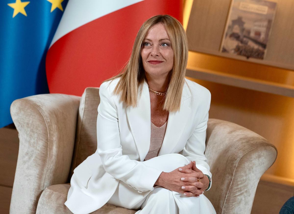 Avs accusa il governo italiano alla Cpi, Meloni: «La sinistra cerca la vittoria nei tribunali»