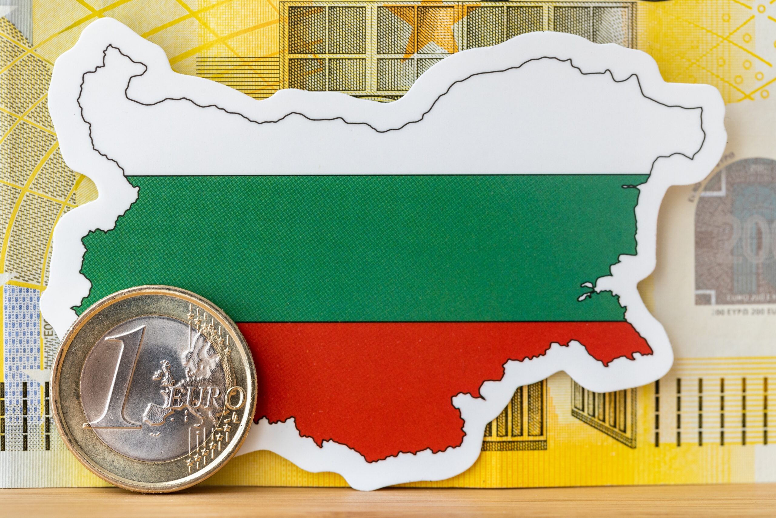 Bulgaria riceve invito ufficiale per entrare nell'Eurozona a gennaio 2026, ma cresce il scetticismo pubblico