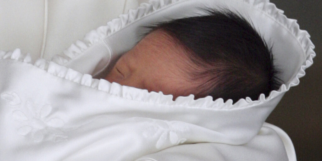 Controverso test danese mette a rischio i diritti di una madre groenlandese dopo il parto