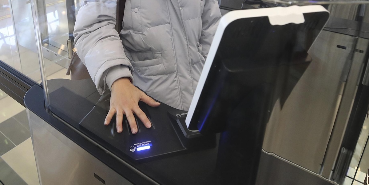 Da ottobre partono i controlli biometrici per i cittadini extra UE nell'area Schengen