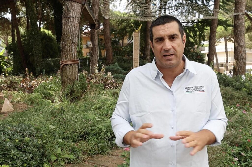 Difficoltà nel taglio dei pini malati in riviera romagnola, nascono comitati di opposizione