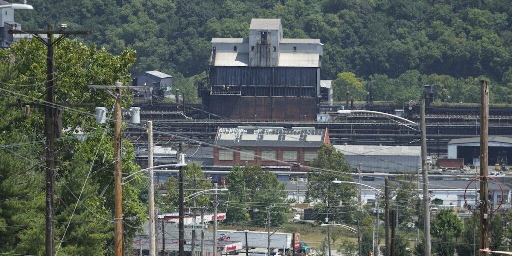 Esplosione devastante in un impianto industriale vicino a Pittsburgh, molti feriti