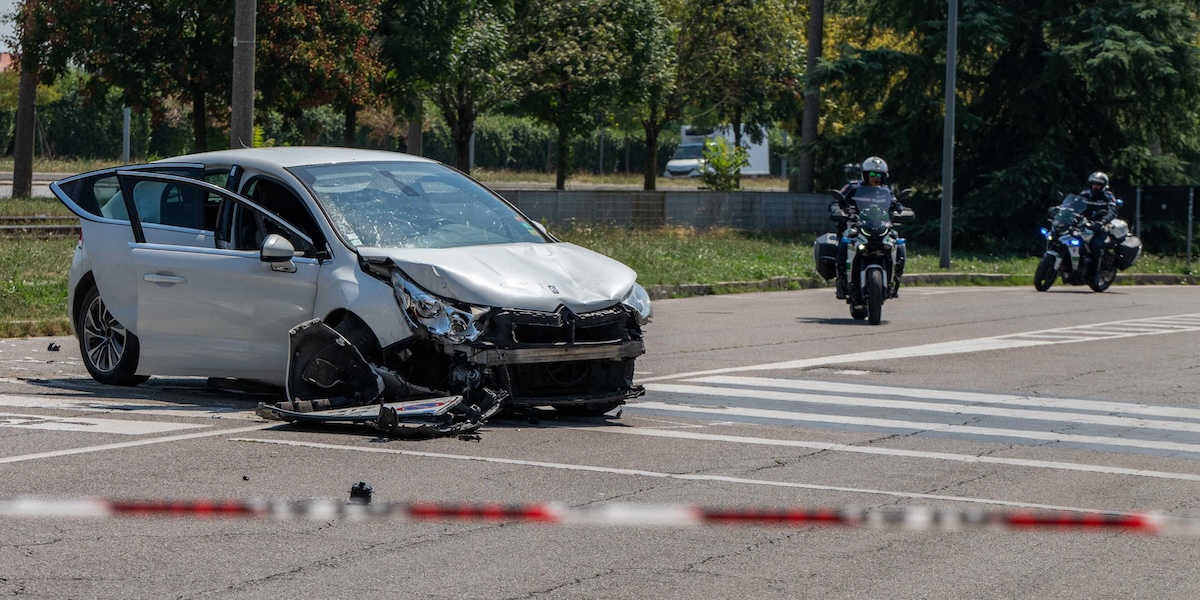 Fermati a Milano quattro ragazzi per aver investito e ucciso una donna con un'auto rubata