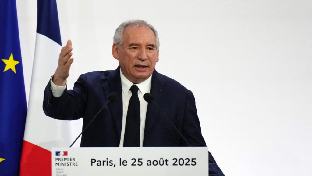 Francia, crisi governativa in vista: Bayrou chiede fiducia, possibile caduta l’8 settembre