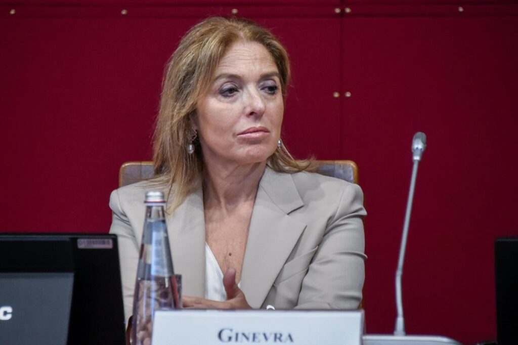 Garante della privacy interviene sui siti sessisti: "Denunciare sempre le violenze"