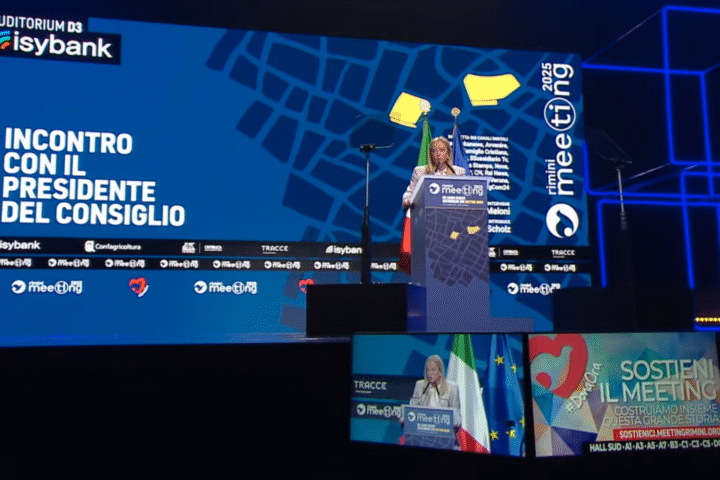 Gaza, Meloni al Meeting di Rimini: Italia leader nelle evacuazioni sanitarie, critica la reazione di Israele