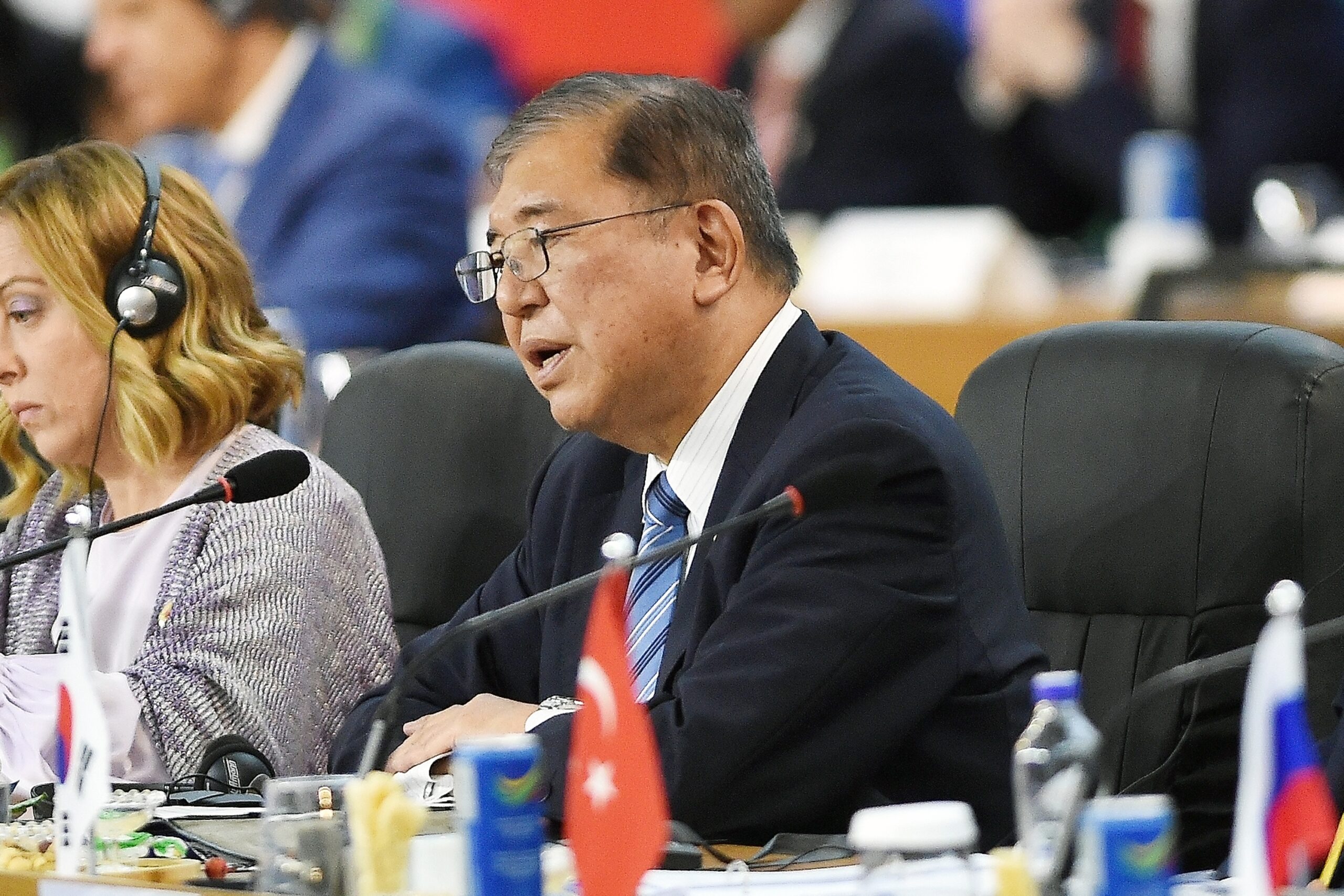 Giappone: Declino del Potere del Primo Ministro Minaccia la Stabilità