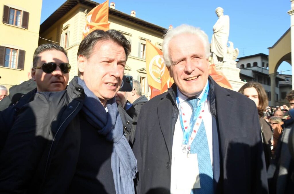 Il M5s sostiene il Pd Giani in Toscana: conferma dal voto online degli iscritti