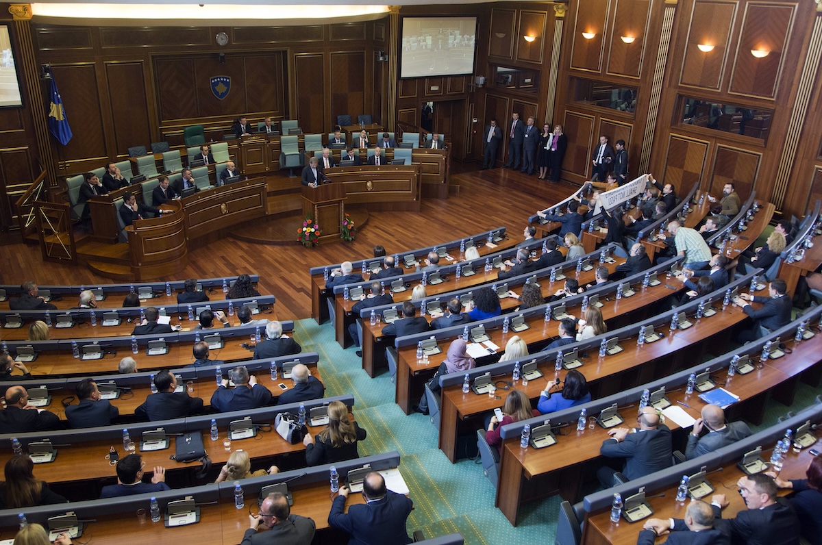Il parlamento del Kosovo elegge finalmente il presidente dopo oltre 50 tentativi