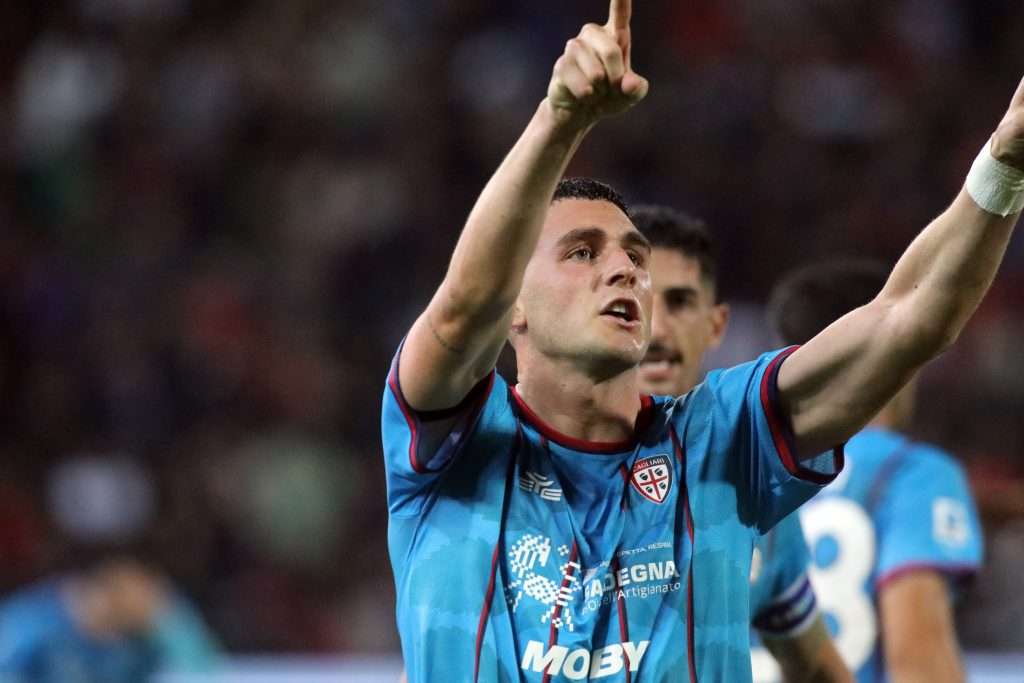 Il West Ham interessa il cagliaritano Roberto Piccoli, il giocatore valuta il trasferimento