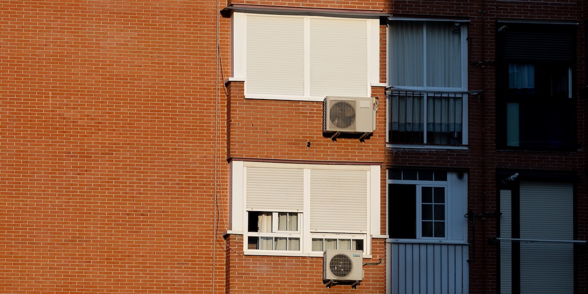 In Francia l'aria condizionata diventa questione politica