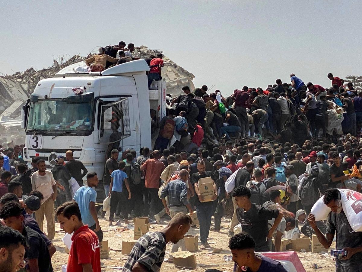 Israele-Hamas, cinque membri dello staff uccisi in attacco mirato a Gaza