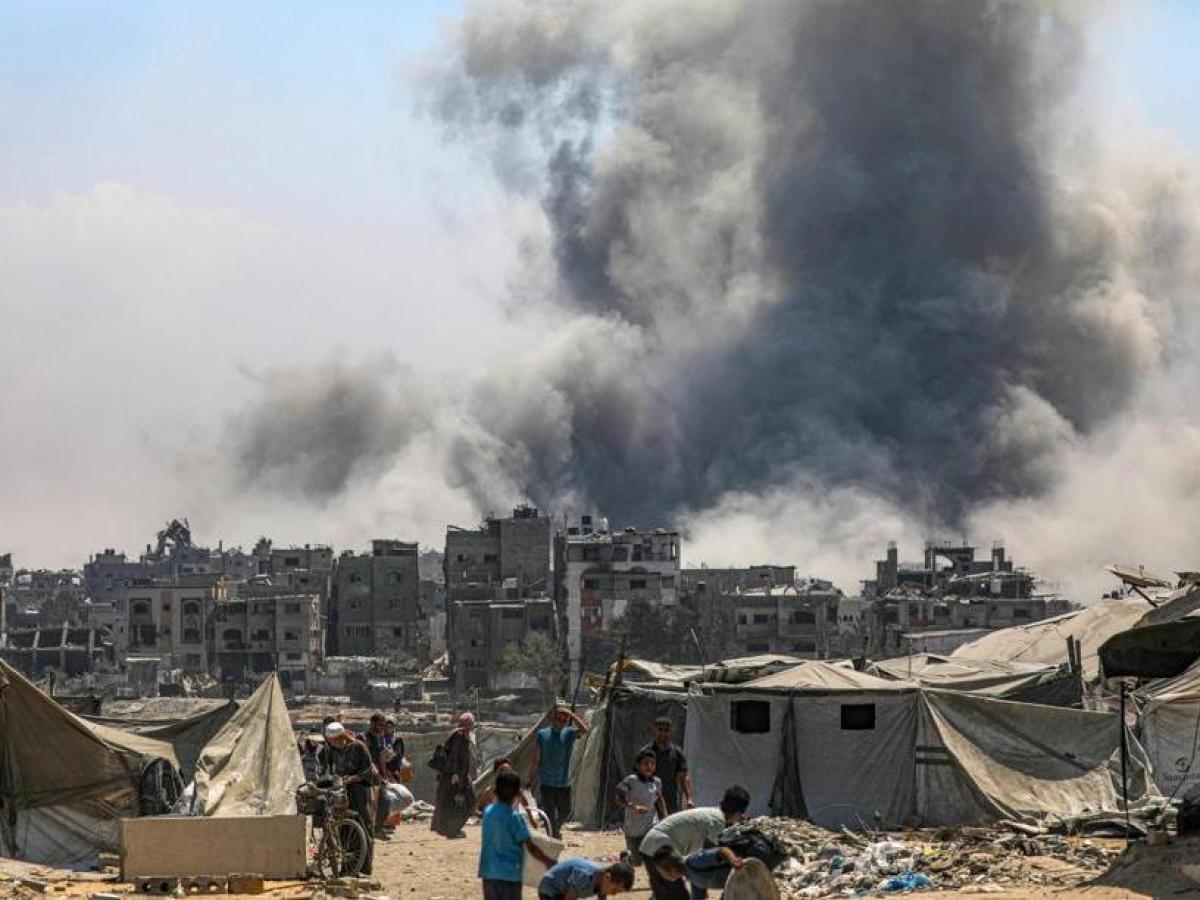 Israele intensifica operazioni a Gaza: evacuazione dei residenti procede lentamente, solo 10mila scappati finora