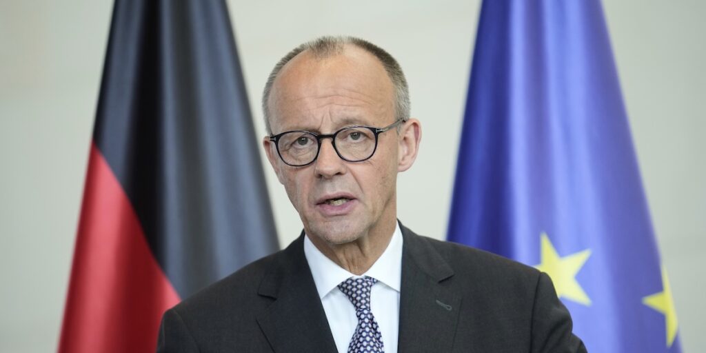 La Germania sospende parzialmente la vendita di armi a Israele