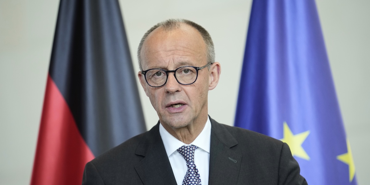 La Germania sospende parzialmente la vendita di armi a Israele