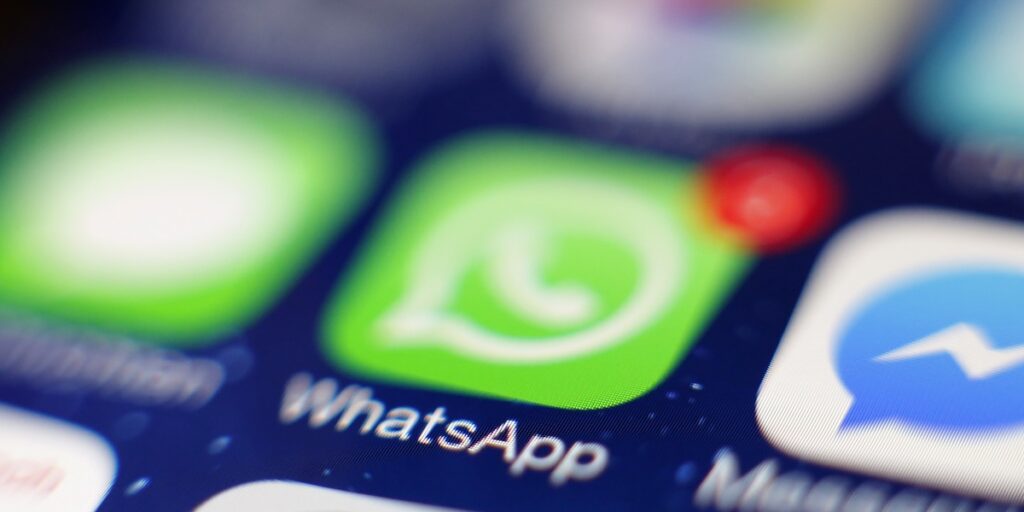 La Russia limita le chiamate su WhatsApp e Telegram