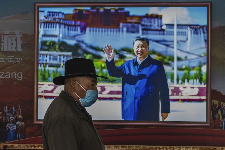 La visita di Xi Jinping a Lhasa segna il 60esimo anniversario del Tibet come regione autonoma cinese