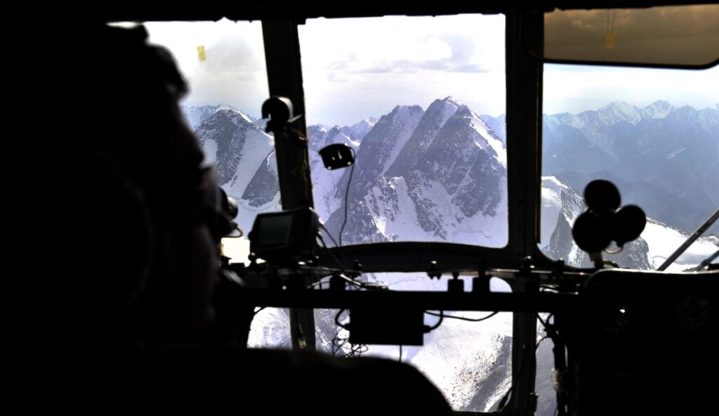Luca Sinigaglia morto sul Pik Pobeda mentre tentava di salvare un'alpinista russa bloccata