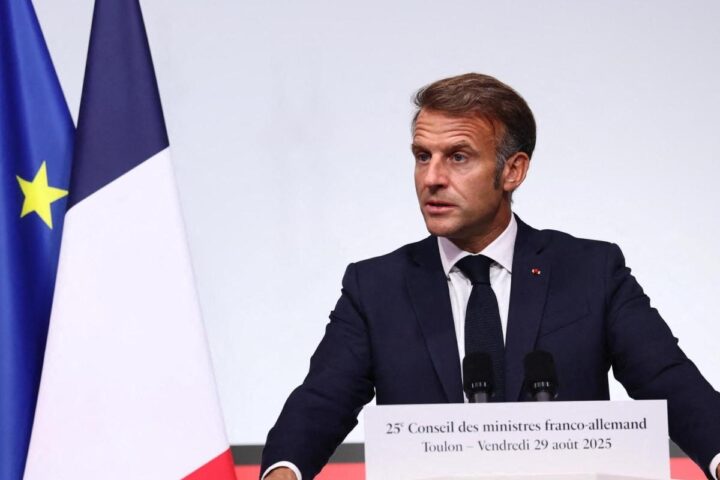 Macron definisce Putin un "ogre": metafora di una minaccia politica e d'espansione