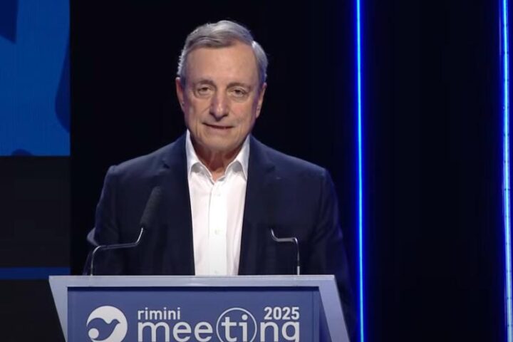 Mario Draghi: l'Europa deve affrontare le nuove sfide geopolitiche con decisione al Meeting di Rimini