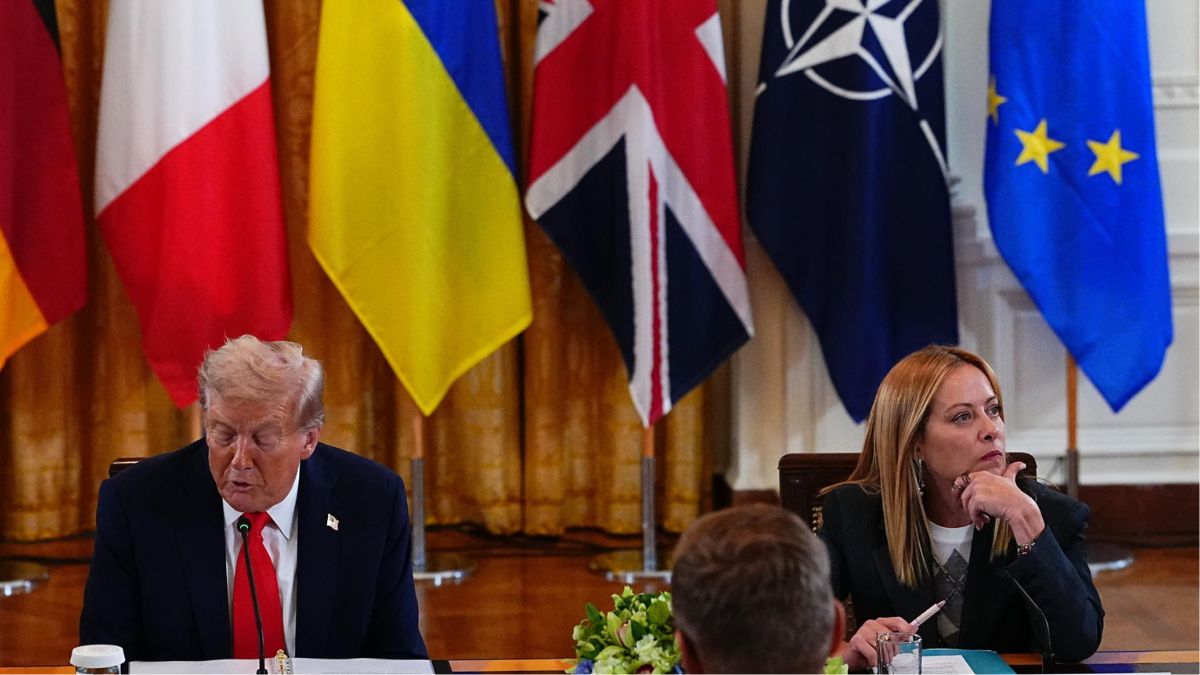 Meloni critica la stampa italiana durante il vertice con Trump a Washington