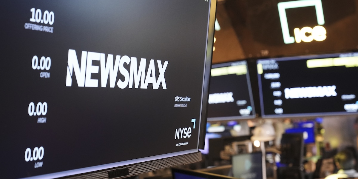 Newsmax accetta di pagare 67 milioni di dollari a Dominion Voting System per diffamazione