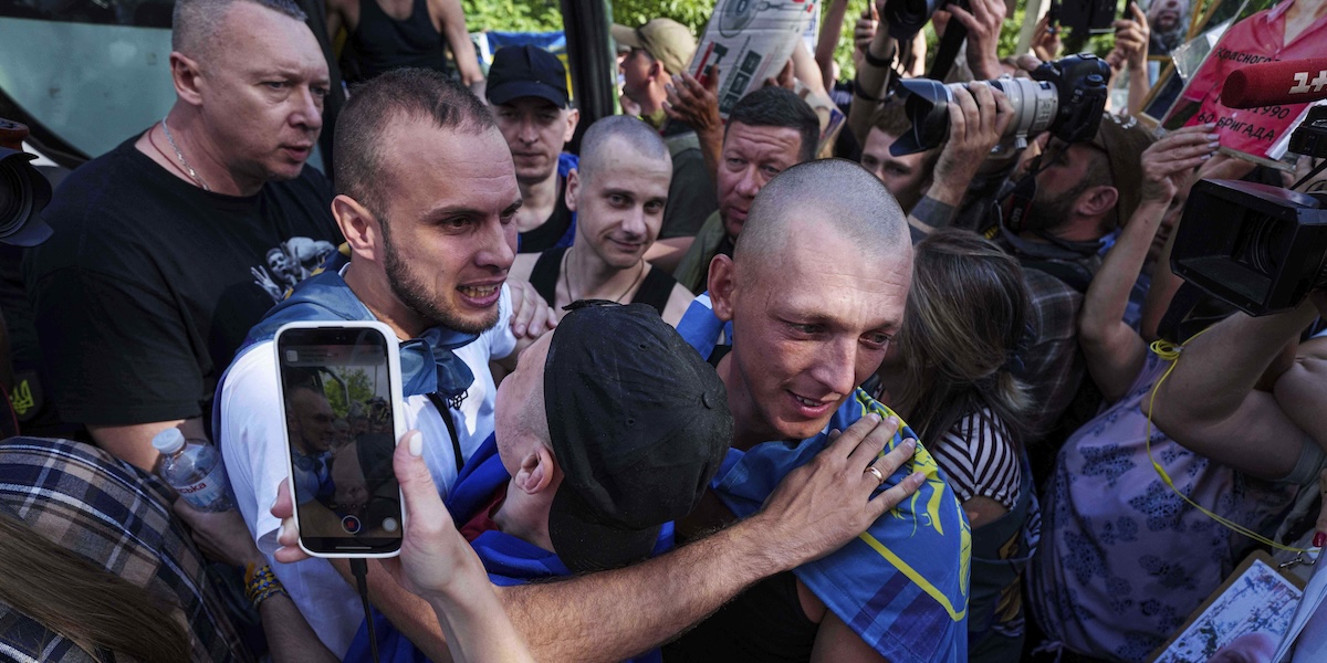 Nuovo scambio di prigionieri: 84 ucraini tornano a casa, alcuni detenuti dalla Russia dal 2014