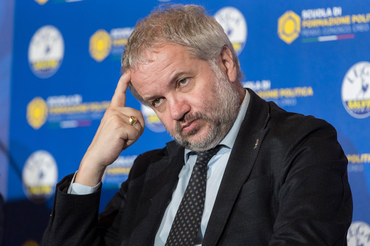 Obbligo vaccinale, la Lega propone di abrogarlo mentre frena l'alleato Fratelli d'Italia