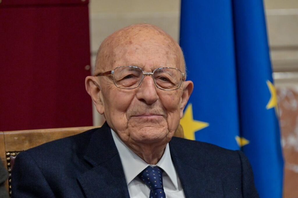 Sabino Cassese: "Giustizia e immigrazione, conflitto tra corporazioni"