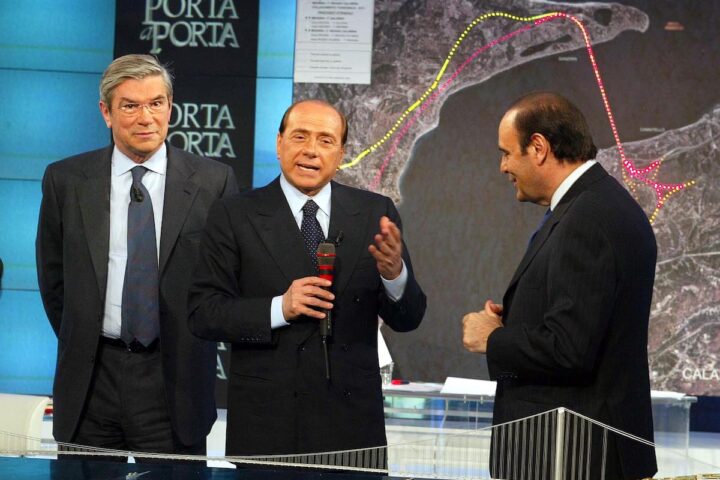 Schifani propone il Ponte sullo Stretto dedicato a Silvio Berlusconi, ma Salvini frena