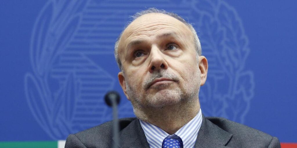 Schillaci non si presenta al Meeting di Rimini e manda un videomessaggio che si interrompe