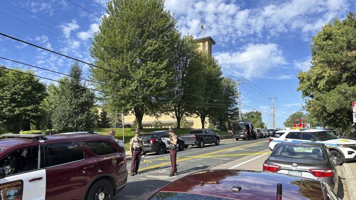 Sparatoria a Minneapolis: 20 vittime e morto l'attentatore