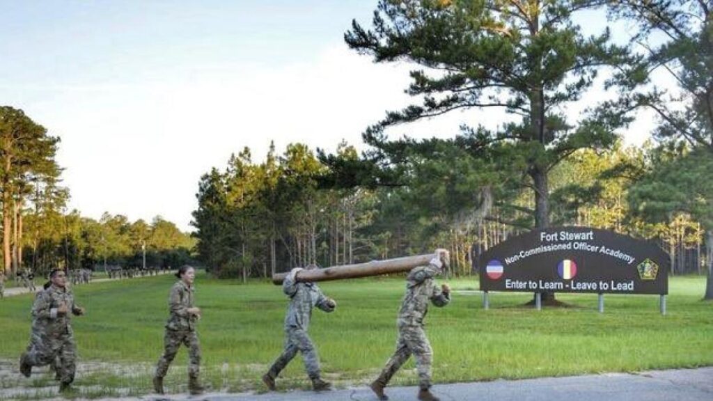 Sparatoria alla base militare Usa di Fort Stewart: sette feriti di cui quattro gravi