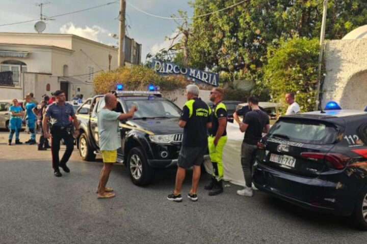 Strage a Ischia: sparatoria mortale con tre vittime e un ferito critico