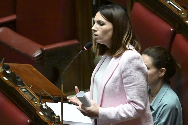 Tensioni nel centrosinistra in Calabria: M5s in pressing e Pd in ritardo, i candidati in campo