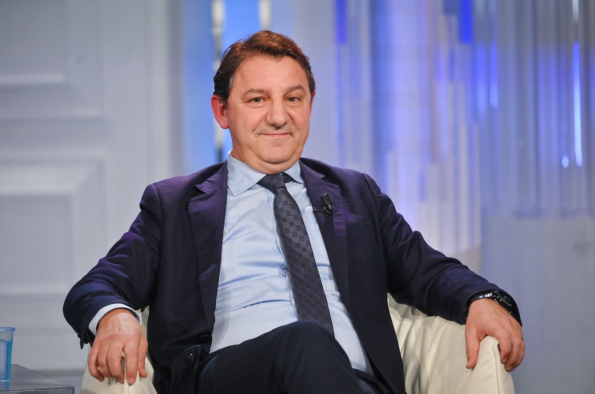 Tridico conferma la disponibilità a candidarsi per le regionali in Calabria, tensioni nella coalizione