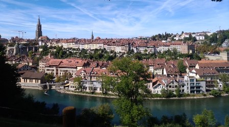 Trump e Meloni a Washington: incontro con Zelenskyy e leader europei per il sostegno a Kyiv