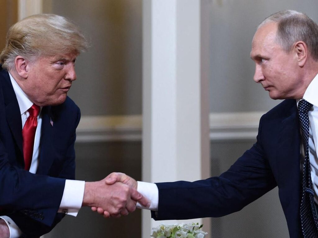 Trump più vulnerabile di Putin al vertice in Alaska e i rischi per l'Ucraina