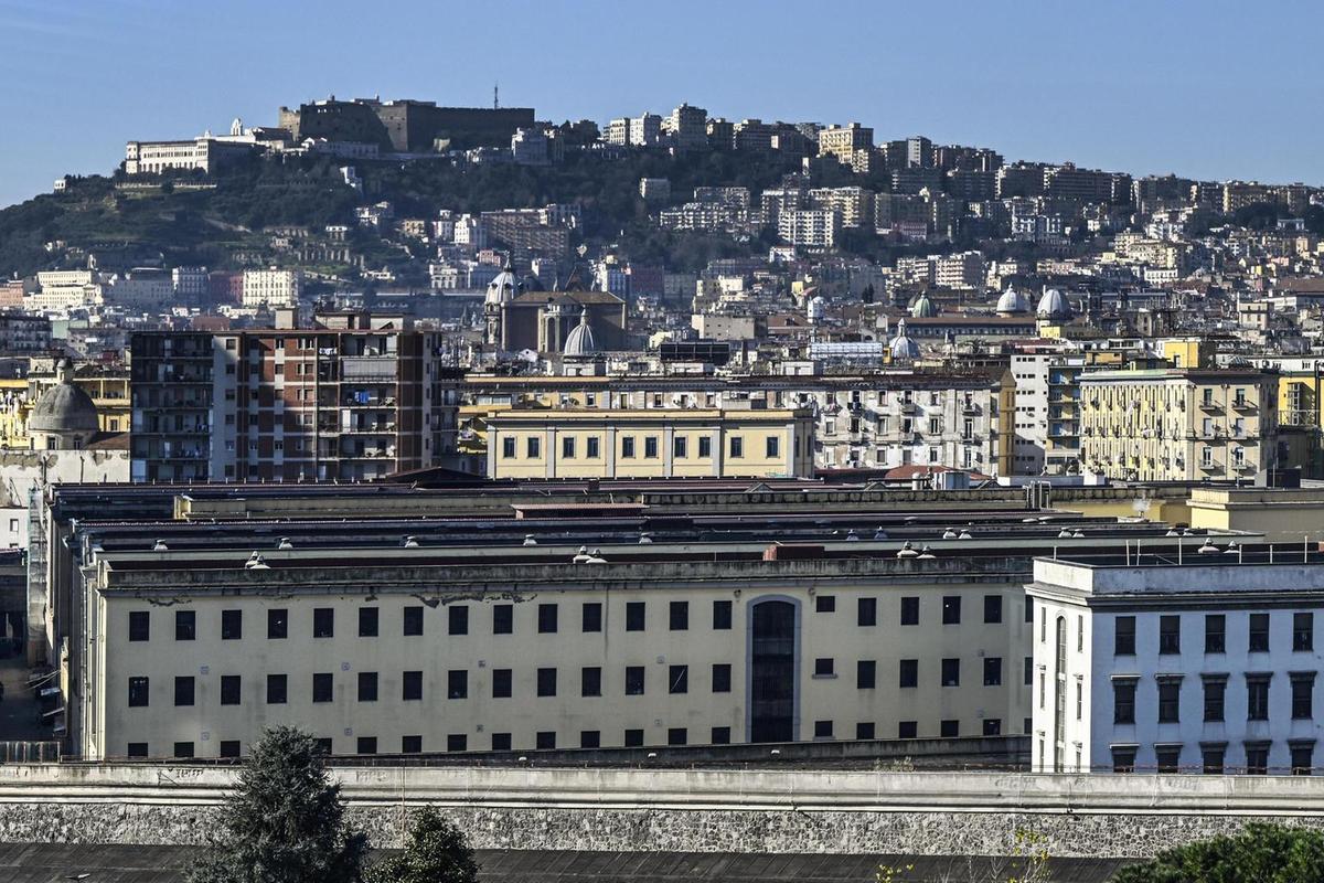 Un boss della Sacra Corona Unita evade dal carcere di Palmi, Uilpa: è la quinta evasione in cinque giorni