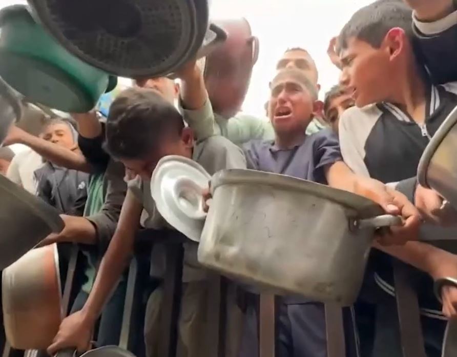 Unicef: più di 18.000 bambini uccisi dall'inizio del conflitto a Gaza