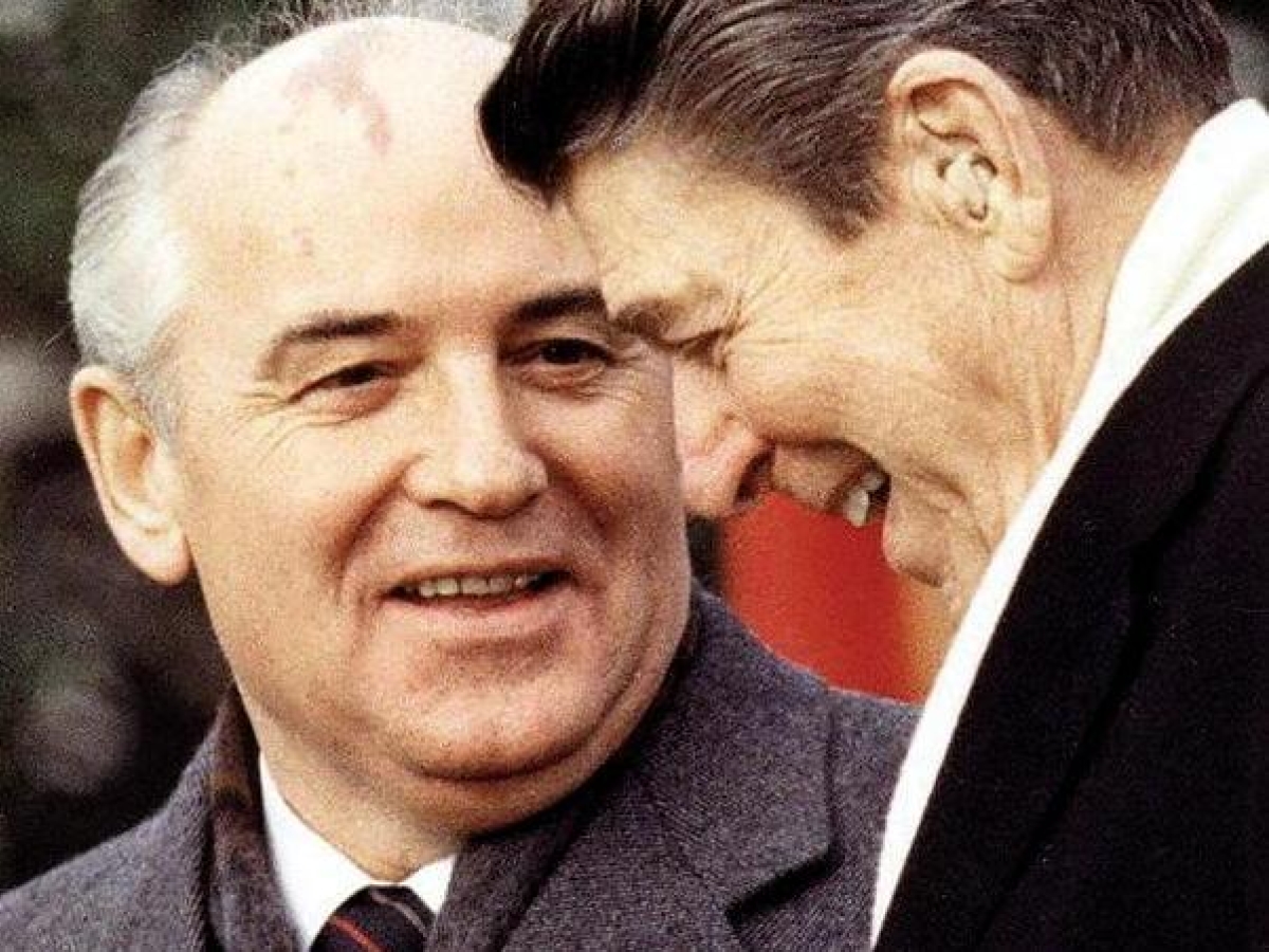 Vertice Stati Uniti-Russia in Alaska, i precedenti storici dai tempi della Guerra fredda