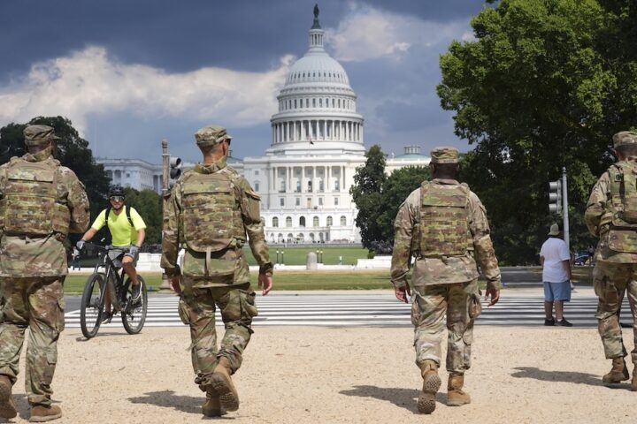Washington D.C. fa causa all'amministrazione Trump per la mobilitazione della Guardia Nazionale