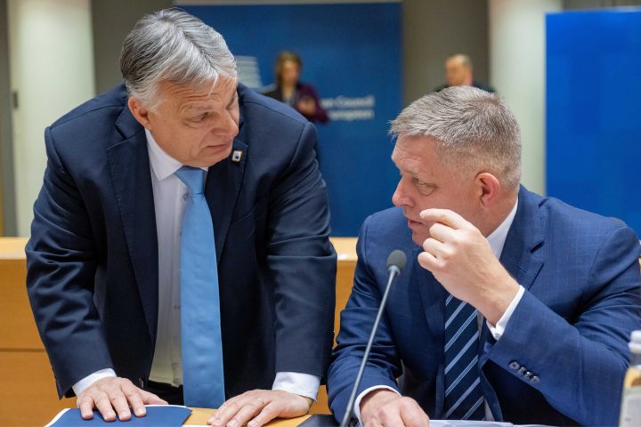 Ungheria e Slovacchia minacciano di bloccare il rinnovo delle sanzioni UE contro la Russia