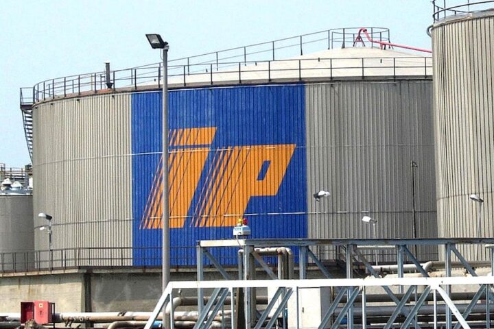 Accordo per la vendita del gruppo petrolifero italiano IP a Socar, società di stato azera