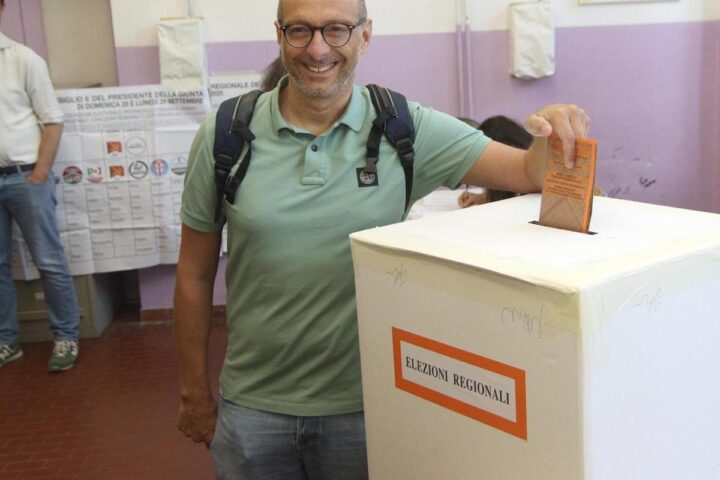 Affluenza in calo alle Marche, oggi il voto decisivo per la regione