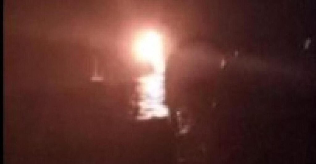 Attacco a nave umanitaria: senatore M5S denuncia uso di polveri urticanti in acque internazionali