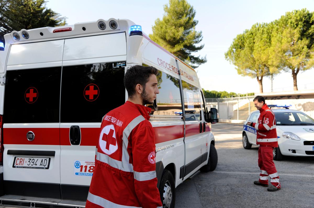 Bimbo di 3 anni gravemente ferito da cane di famiglia a Caselle in Pittari