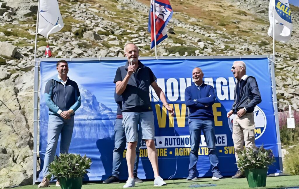 Calderoli e il sogno padano: riflessioni sulla secessione e l'autonomia della Lega